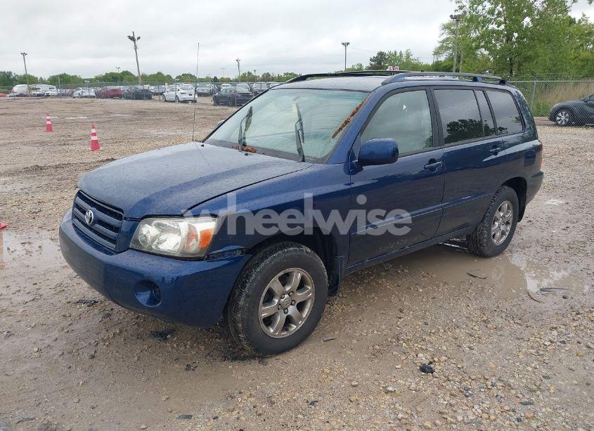Photo 2 of 2005 Toyota Highlander LIMITED V6/V6 (VIN JTEEP21A750076029)