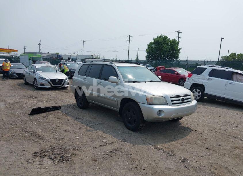 2005 Toyota Highlander LIMITED V6 (VIN JTEEP21A750118148) main photo