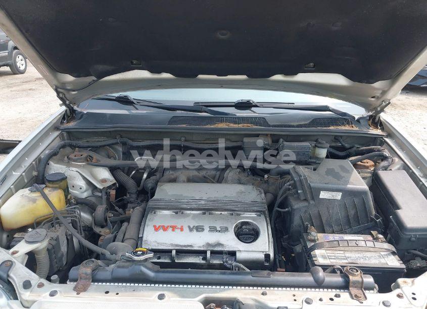 Photo 10 of 2005 Toyota Highlander LIMITED V6 (VIN JTEEP21A750118148)