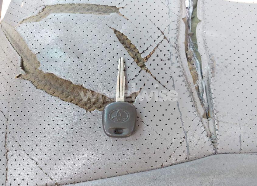 Photo 11 of 2005 Toyota Highlander LIMITED V6 (VIN JTEEP21A750118148)