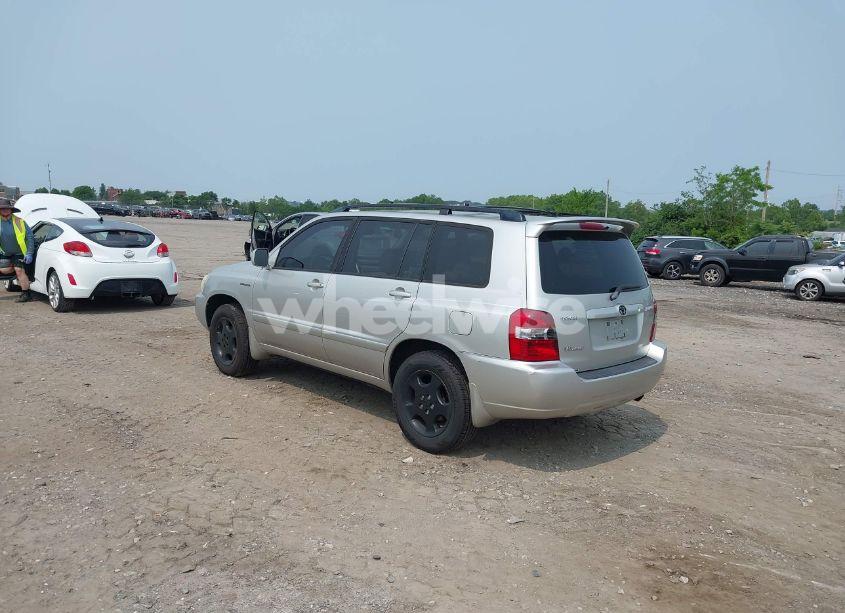 Photo 3 of 2005 Toyota Highlander LIMITED V6 (VIN JTEEP21A750118148)