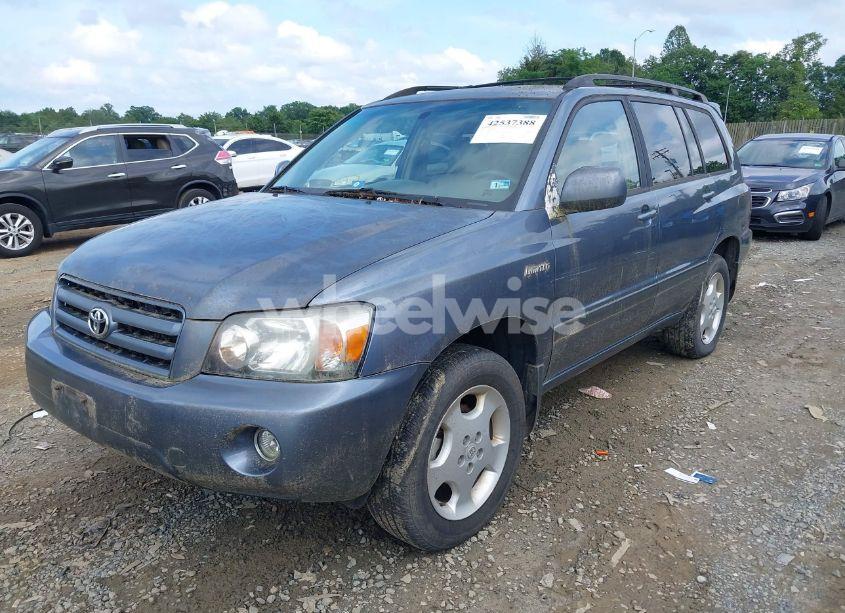 Photo 2 of 2005 Toyota Highlander LIMITED V6 (VIN JTEEP21A850111175)