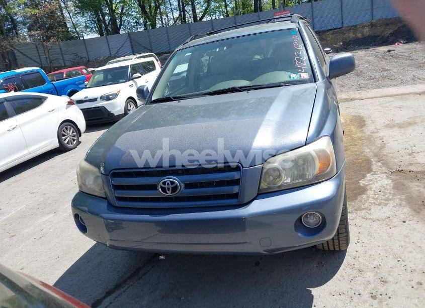 Photo 12 of 2005 Toyota Highlander LIMITED V6 (VIN JTEEP21A850121866)