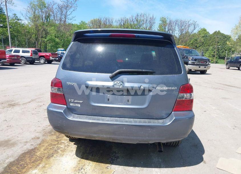 Photo 16 of 2005 Toyota Highlander LIMITED V6 (VIN JTEEP21A850121866)