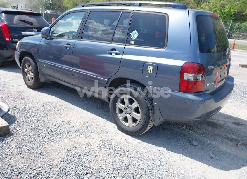 Photo 3 of 2006 Toyota Highlander V6 (VIN JTEEP21A860182863)