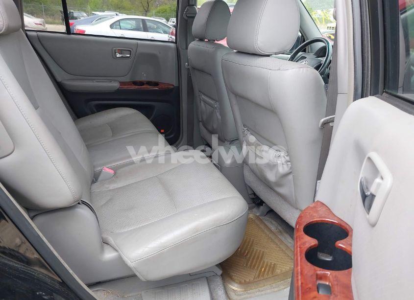 Photo 8 of 2004 Toyota Highlander LIMITED V6 (VIN JTEEP21A940013609)
