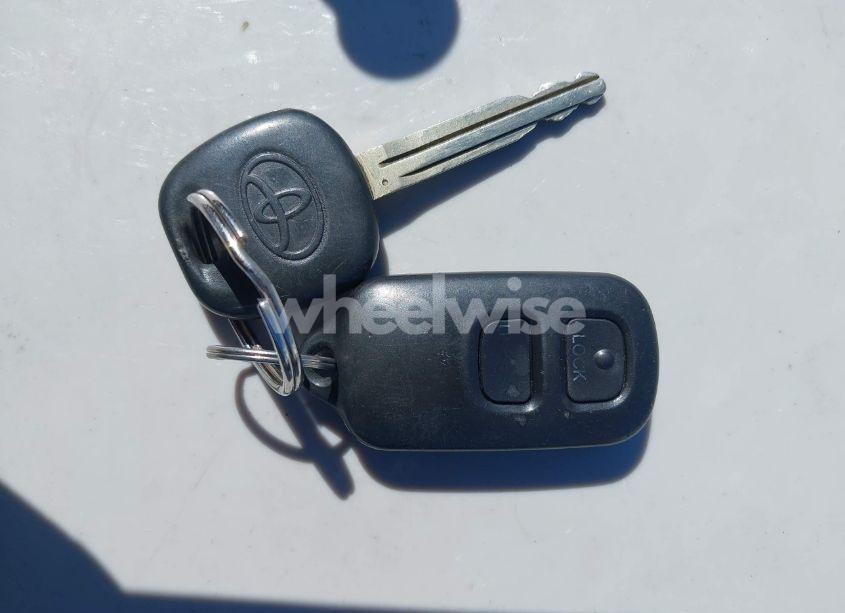 Photo 11 of 2005 Toyota Highlander LIMITED V6 (VIN JTEEP21A950078493)