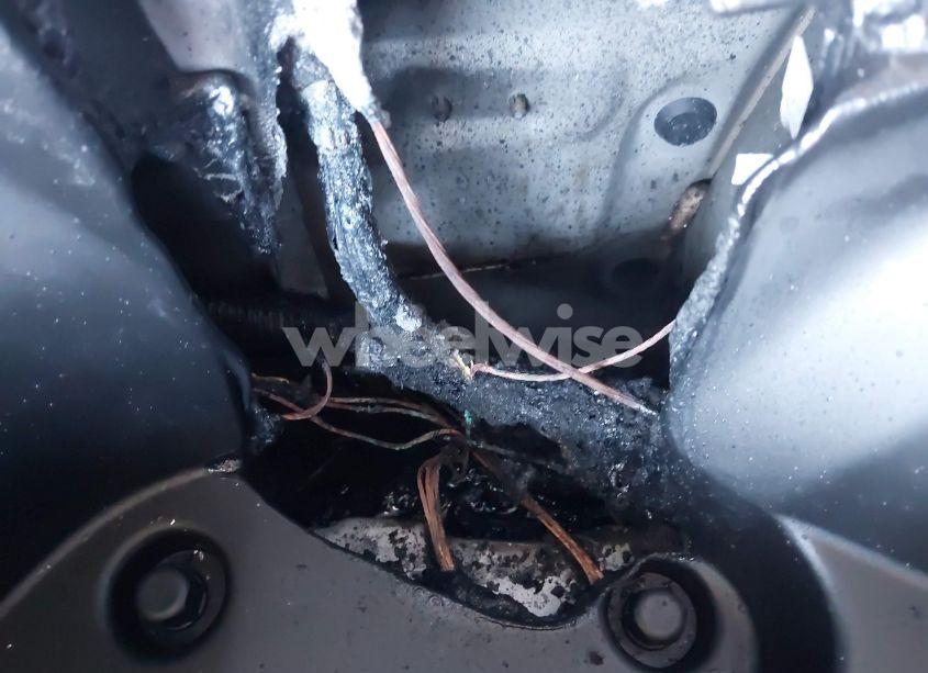 Photo 12 of 2005 Toyota Highlander LIMITED V6 (VIN JTEEP21A950078493)