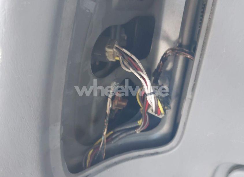 Photo 13 of 2005 Toyota Highlander LIMITED V6 (VIN JTEEP21A950078493)