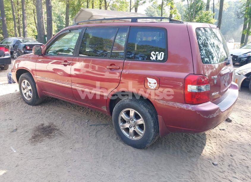 Photo 3 of 2005 Toyota Highlander V6 (VIN JTEEP21A950121603)