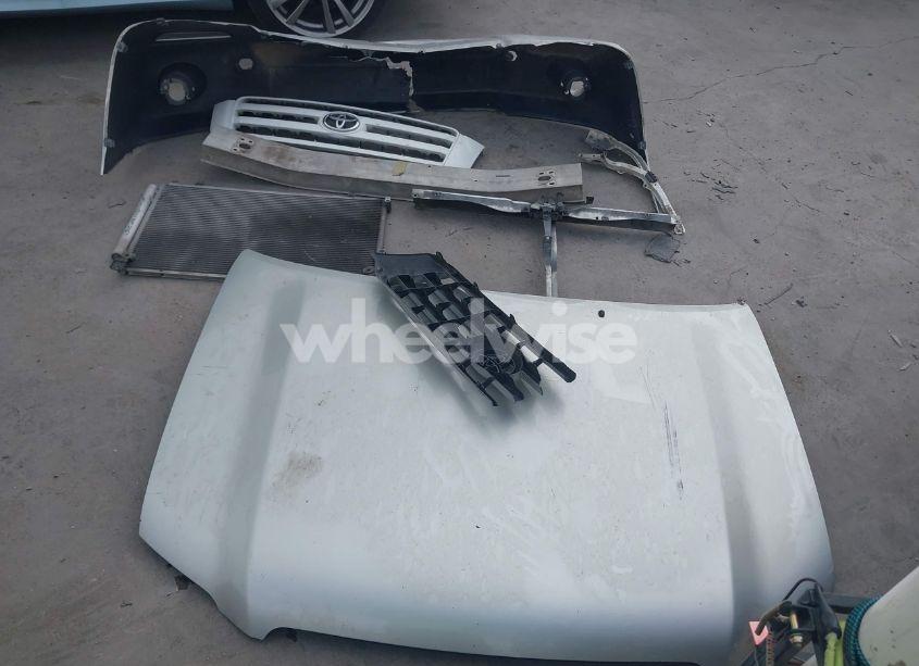 Photo 12 of 2005 Toyota Highlander V6 (VIN JTEEP21AX50093942)