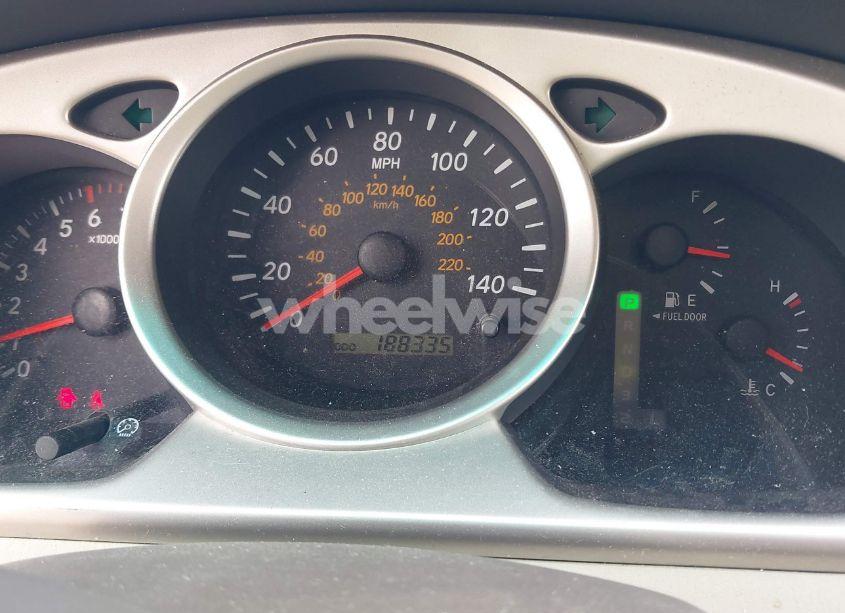 Photo 7 of 2005 Toyota Highlander LIMITED V6 (VIN JTEEP21AX50133484)