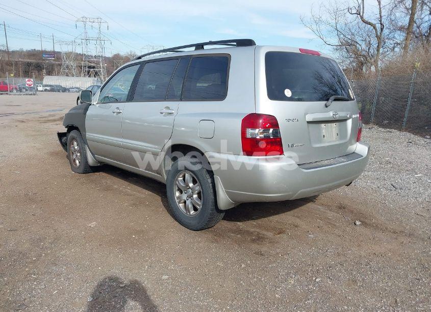 Photo 3 of 2006 Toyota Highlander V6 (VIN JTEEP21AX60165532)