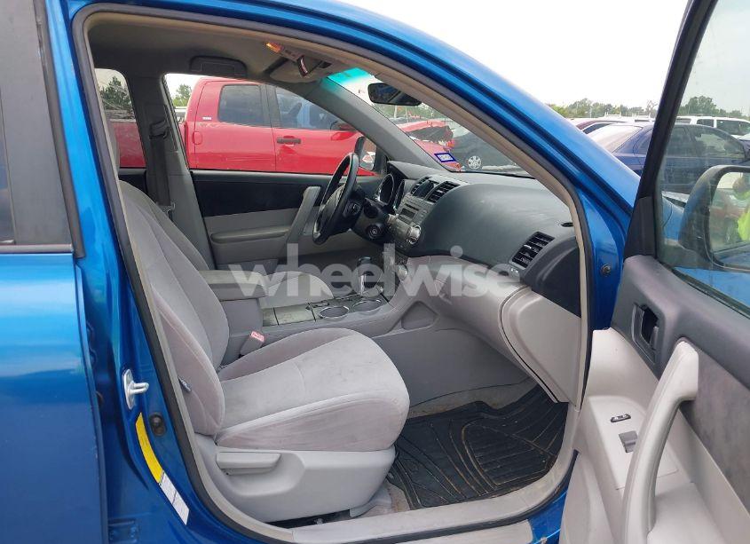 Photo 5 of 2008 Toyota Highlander (VIN JTEES41A282073963)