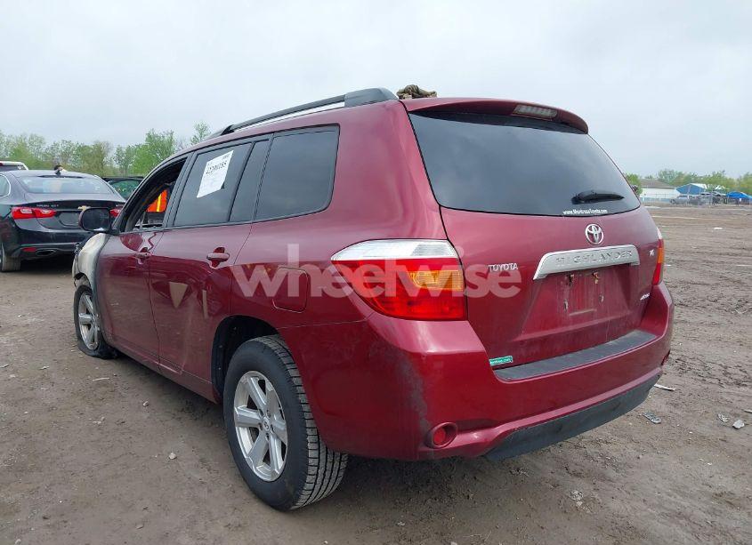 Photo 3 of 2008 Toyota Highlander (VIN JTEES41A282107626)