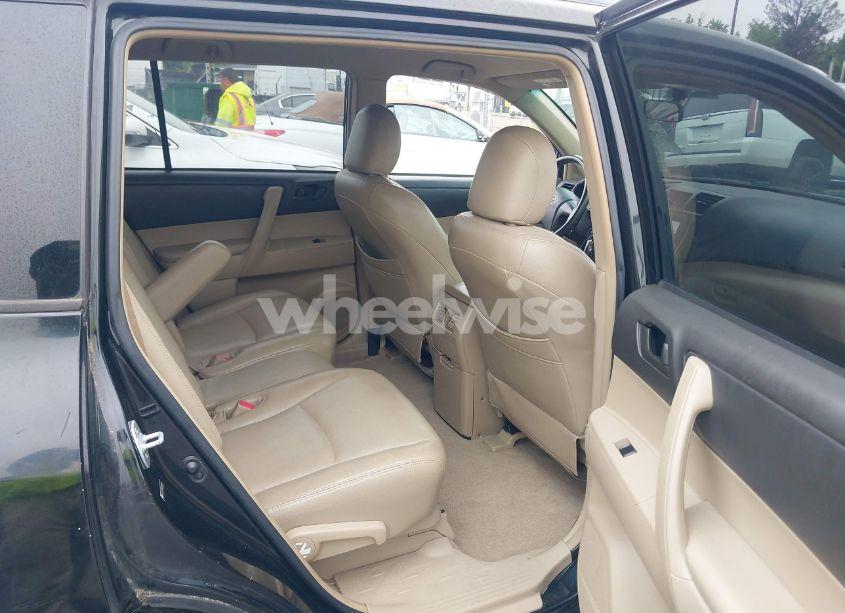 Photo 8 of 2008 Toyota Highlander (VIN JTEES41A482042939)