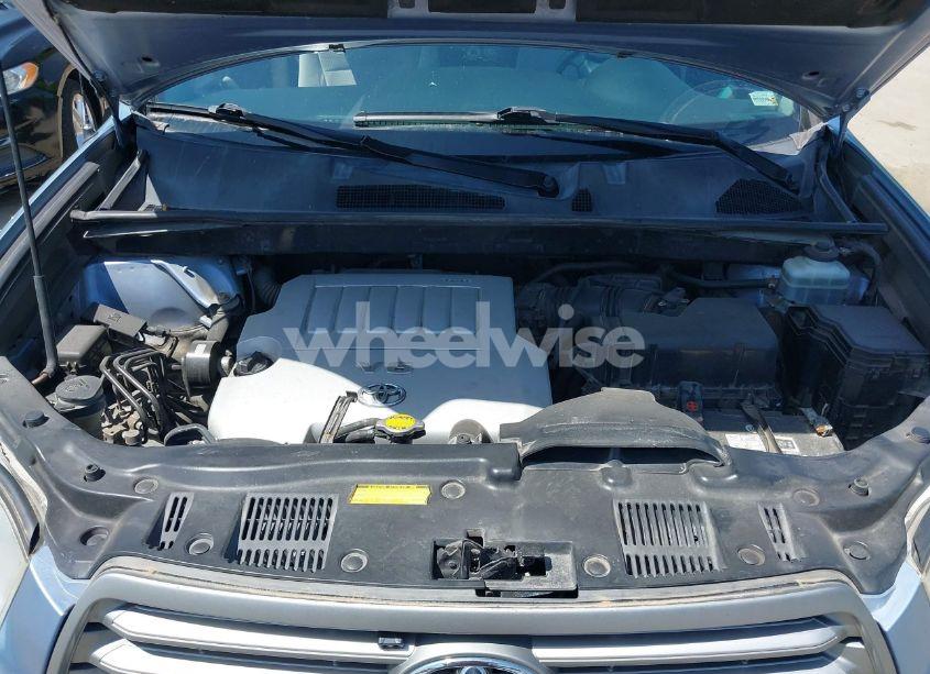 Photo 10 of 2008 Toyota Highlander (VIN JTEES41A582007097)