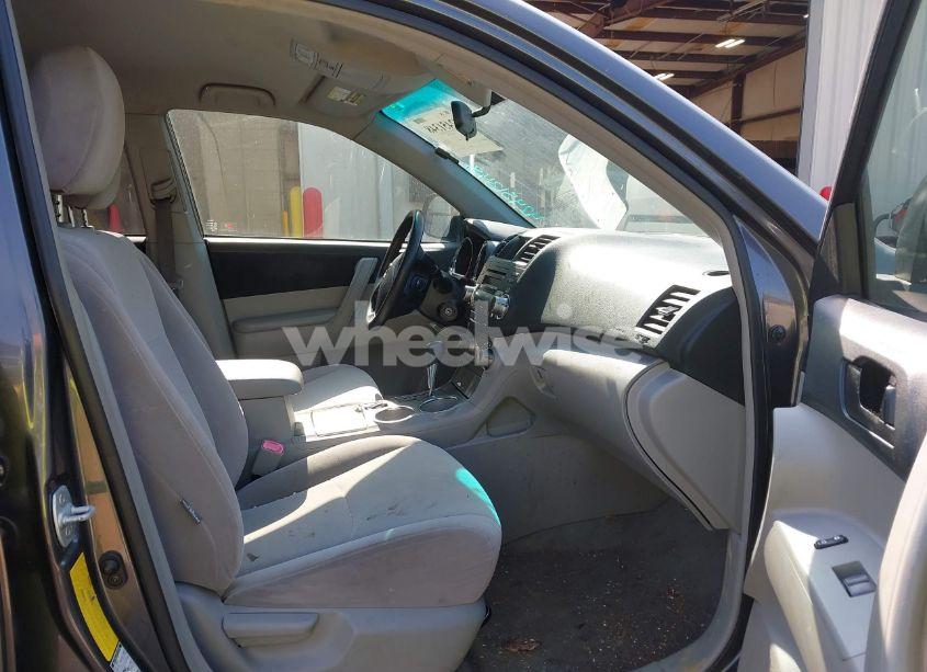 Photo 5 of 2008 Toyota Highlander (VIN JTEES41A582069437)