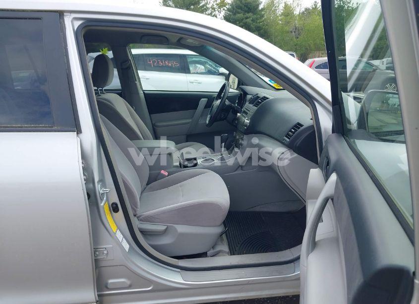 Photo 5 of 2008 Toyota Highlander (VIN JTEES41A782055040)
