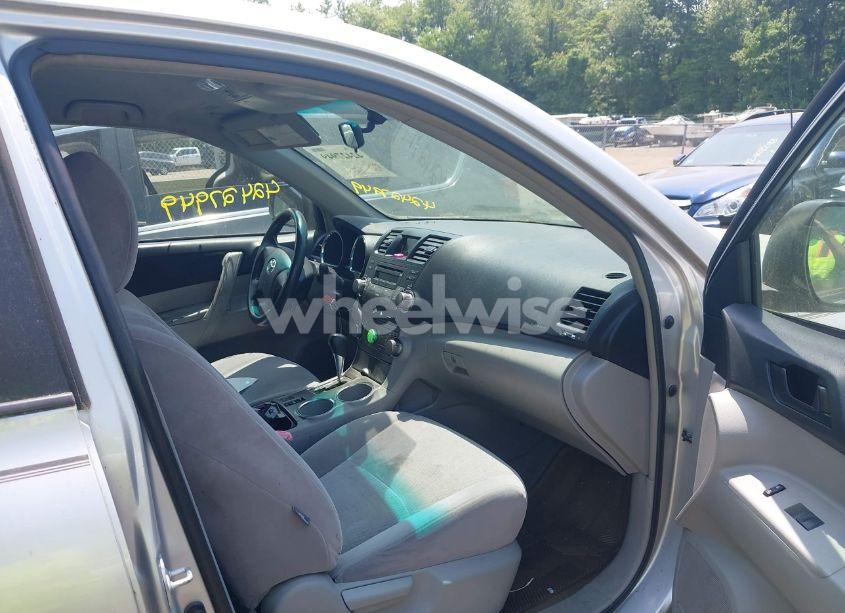 Photo 5 of 2008 Toyota Highlander (VIN JTEES41AX82026759)