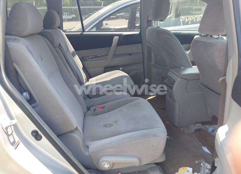 Photo 8 of 2008 Toyota Highlander (VIN JTEES41AX82026759)