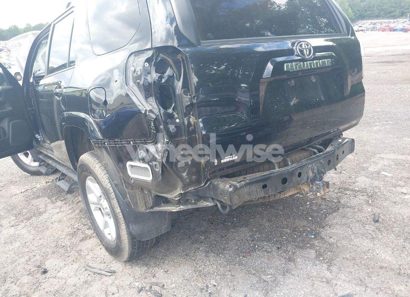 Photo 18 of 2022 Toyota 4runner SR5 (VIN JTEEU5JR0N5257119)