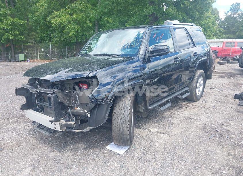 Photo 2 of 2022 Toyota 4runner SR5 (VIN JTEEU5JR0N5257119)