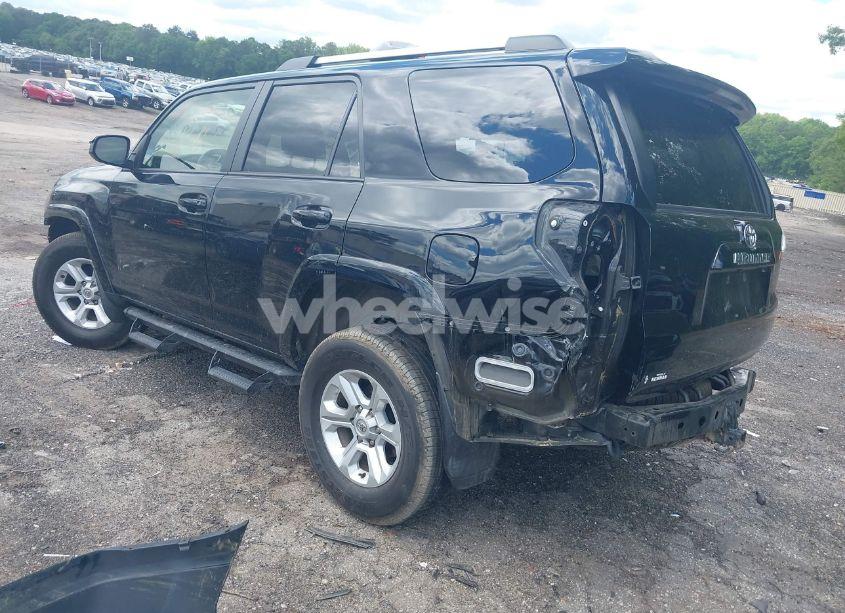 Photo 3 of 2022 Toyota 4runner SR5 (VIN JTEEU5JR0N5257119)