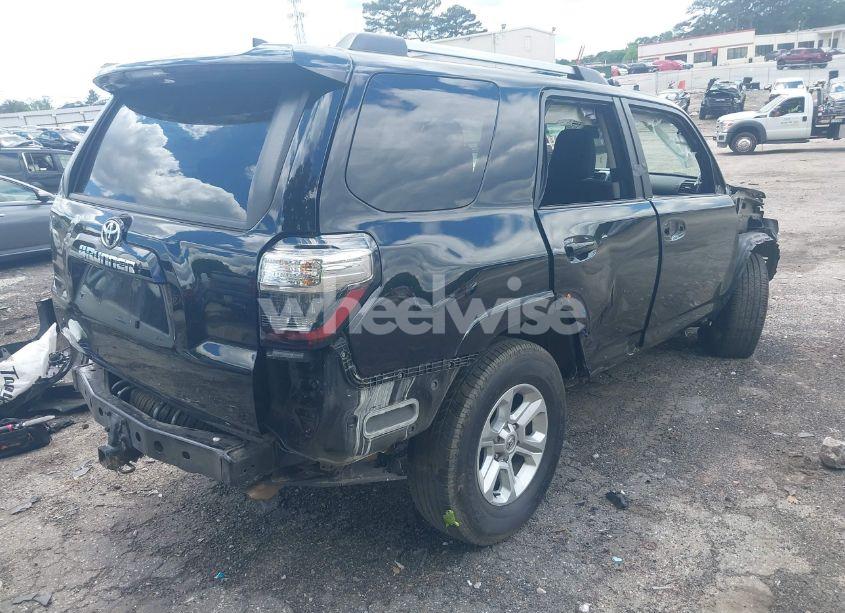 Photo 4 of 2022 Toyota 4runner SR5 (VIN JTEEU5JR0N5257119)