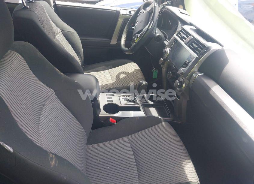 Photo 5 of 2022 Toyota 4runner SR5 (VIN JTEEU5JR0N5257119)