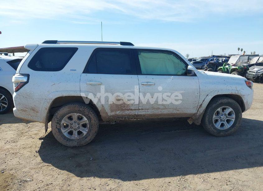 Photo 13 of 2024 Toyota 4runner SR5 (VIN JTEEU5JR0R5313971)