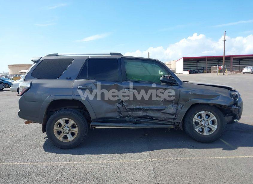 Photo 14 of 2021 Toyota 4runner SR5 (VIN JTEEU5JR7M5238517)