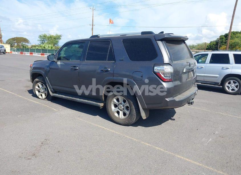 Photo 3 of 2021 Toyota 4runner SR5 (VIN JTEEU5JR7M5238517)