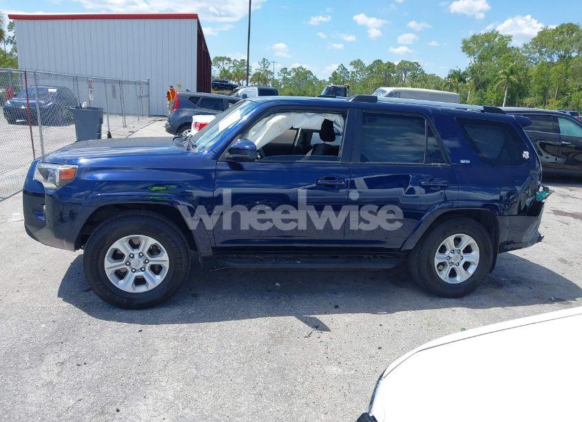 Photo 15 of 2021 Toyota 4runner SR5 (VIN JTEEU5JR7M5238629)