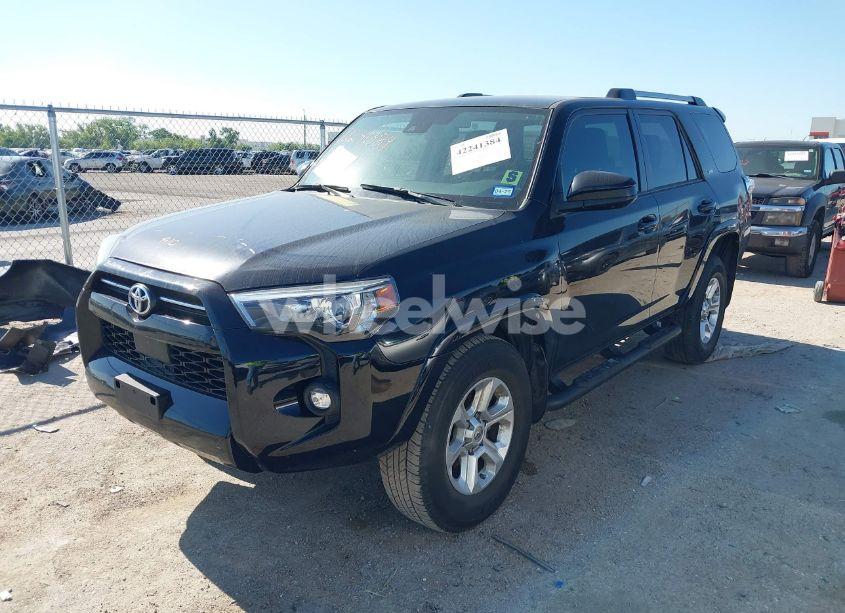 Photo 2 of 2021 Toyota 4runner SR5 (VIN JTEEU5JR7M5242390)