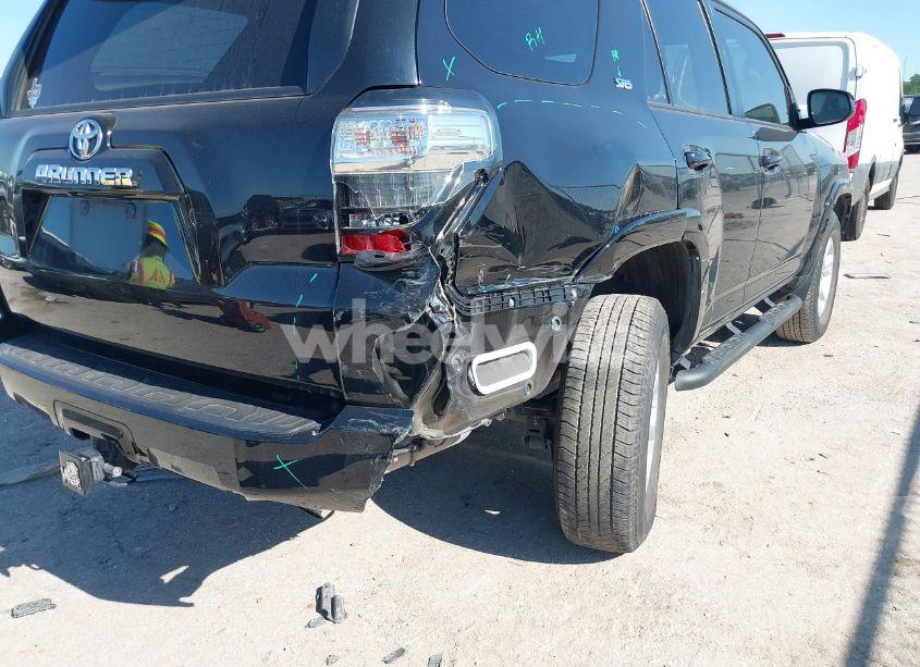 Photo 6 of 2021 Toyota 4runner SR5 (VIN JTEEU5JR7M5242390)