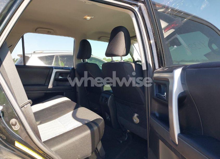 Photo 8 of 2021 Toyota 4runner SR5 (VIN JTEEU5JR7M5242390)