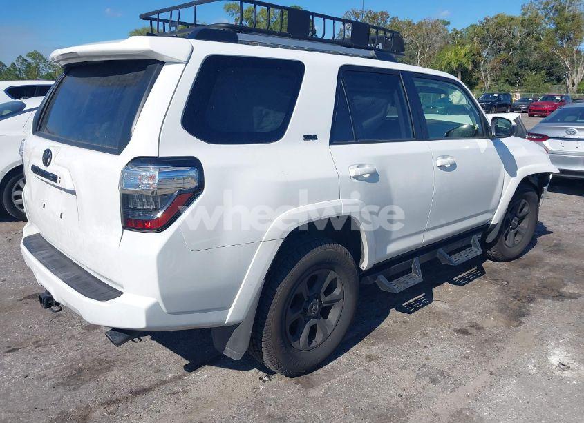 Photo 4 of 2021 Toyota 4runner SR5 (VIN JTEEU5JR7M5249971)