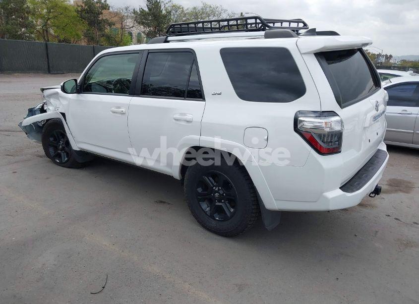 Photo 3 of 2022 Toyota 4runner SR5 (VIN JTEEU5JR7N5257599)