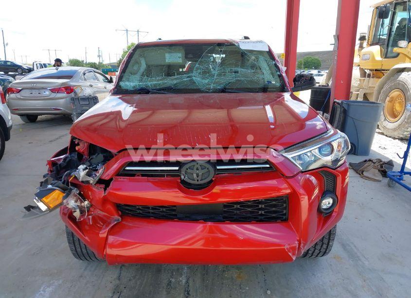 Photo 6 of 2021 Toyota 4runner SR5 (VIN JTEEU5JR9M5232380)