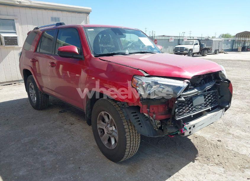2021 Toyota 4runner SR5 (VIN JTEEU5JR9M5236350) main photo
