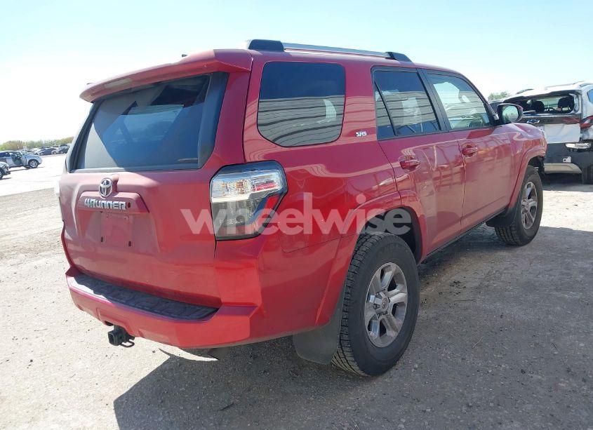 Photo 4 of 2021 Toyota 4runner SR5 (VIN JTEEU5JR9M5236350)