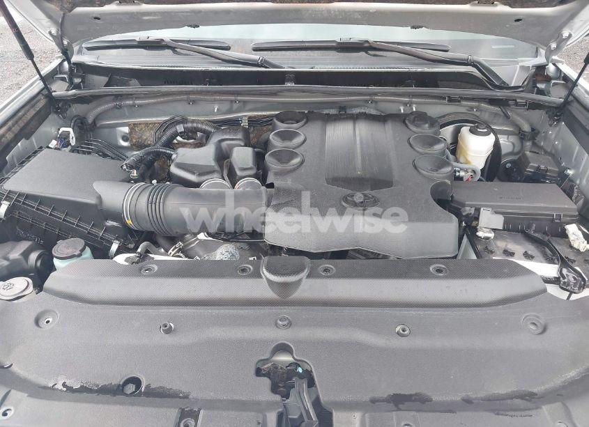 Photo 10 of 2024 Toyota 4runner SR5 (VIN JTEEU5JR9R5309272)