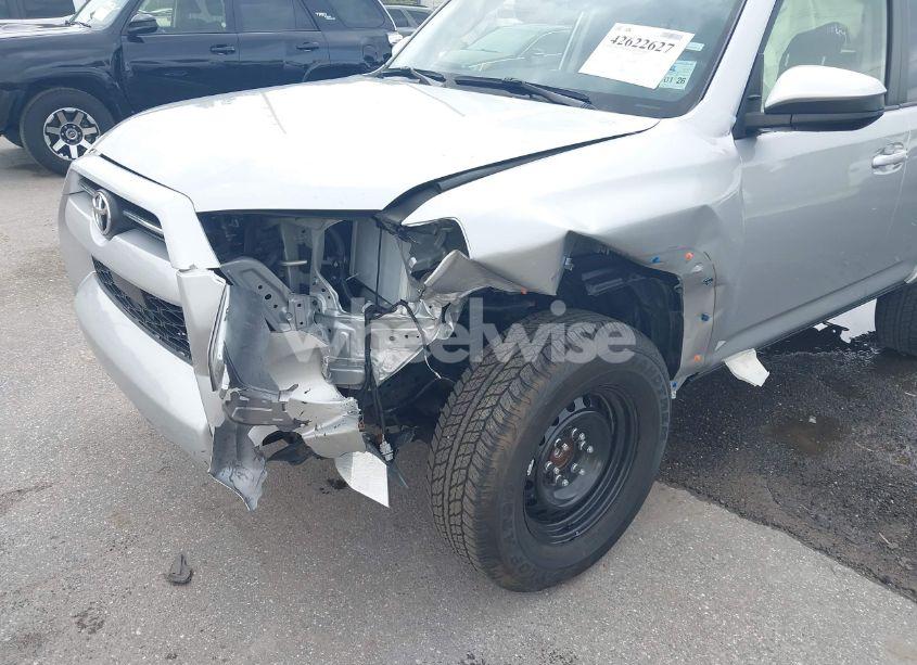 Photo 6 of 2024 Toyota 4runner SR5 (VIN JTEEU5JR9R5309272)