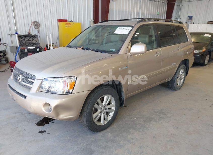 Photo 2 of 2006 Toyota Highlander HYBRID LIMITED V6 (VIN JTEEW21A060025511)