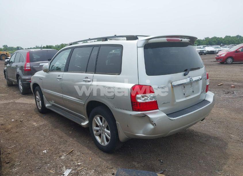 Photo 3 of 2006 Toyota Highlander HYBRID LIMITED V6 (VIN JTEEW21A160026750)