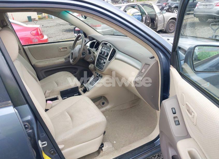 Photo 5 of 2006 Toyota Highlander HYBRID LIMITED V6/V6 (VIN JTEEW21A260022786)