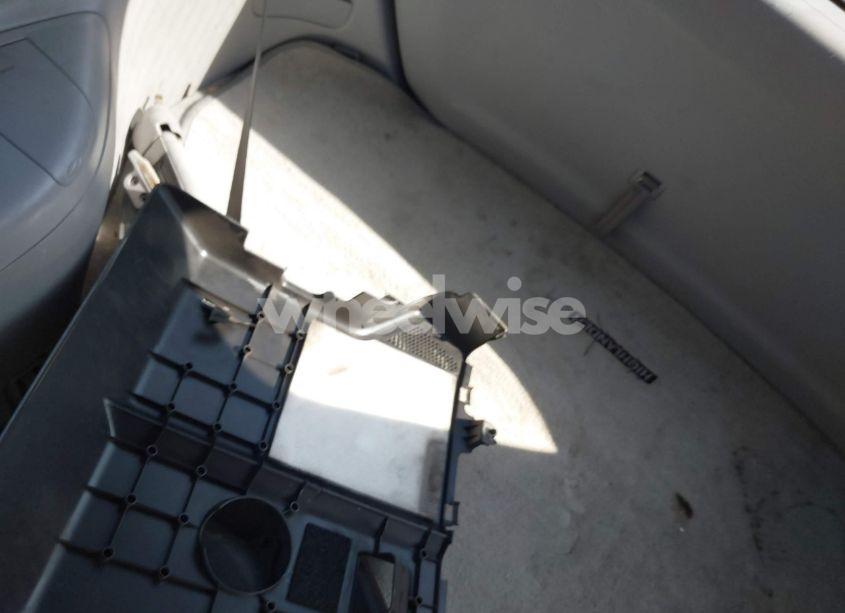 Photo 12 of 2006 Toyota Highlander HYBRID LIMITED V6 (VIN JTEEW21A260024019)