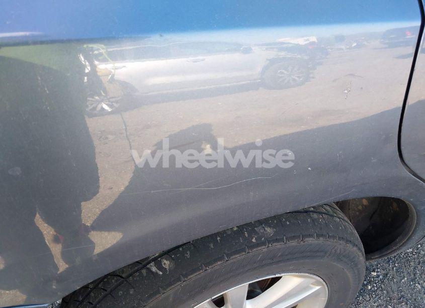 Photo 14 of 2006 Toyota Highlander HYBRID LIMITED V6 (VIN JTEEW21A260024019)