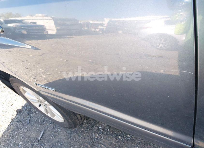 Photo 17 of 2006 Toyota Highlander HYBRID LIMITED V6 (VIN JTEEW21A260024019)